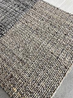     ITC Toscane light grey